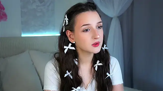 FalineBeacher online show from March 6, 1:22 am