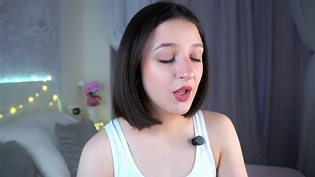 FalineBeacher online show from April 3, 1:34 am