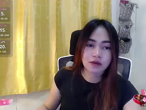 Snapshot of imurpinay_bellee chatting on July 14, 9:43 pm imurpinay bellee online show from July 14, 9:43 pm