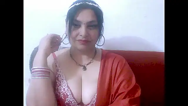 Indiansweetness77 online show from October 11, 8:37 am