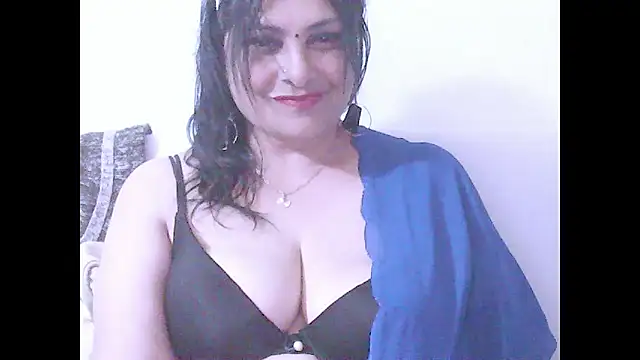 Indiansweetness77 online show from November 28, 5:24 pm