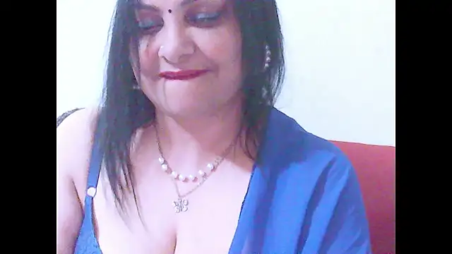 Indiansweetness77 online show from November 15, 7:56 am