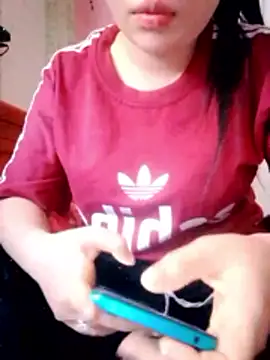 Snapshot of linhbe96xxx chatting on November 23, 6:34 am linhbe96xxx online show from November 23, 6:34 am