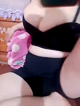 Snapshot of linhbe96xxx chatting on October 11, 3:02 pm linhbe96xxx online show from October 11, 3:02 pm