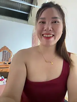 Snapshot of Moan_Mary chatting on October 12, 10:05 am Moan Mary online show from October 12, 10:05 am