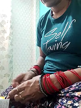 Soniya Roy online show from October 4, 6:04 am