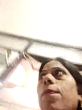 Soniya Roy online show from March 18, 9:56 am