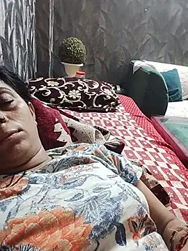 Soniya Roy online show from June 2, 3:28 am