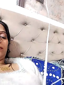 Soniya Roy online show from November 17, 10:30 am