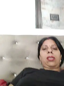Snapshot of Soniya_Roy chatting on June 14, 8:15 am Soniya Roy online show from June 14, 8:15 am