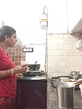 Soniya Roy online show from May 14, 5:04 am