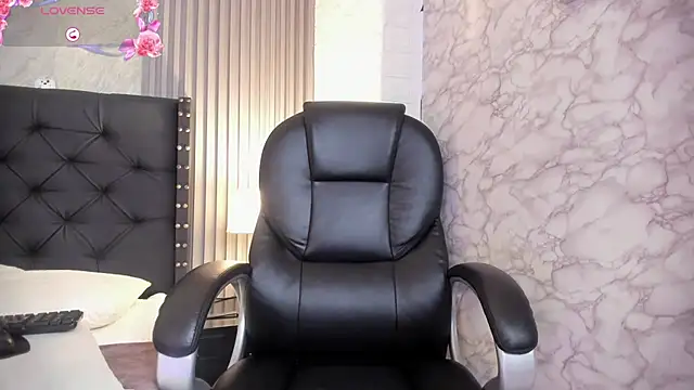 andrea  hills online show from September 11, 7:14 pm