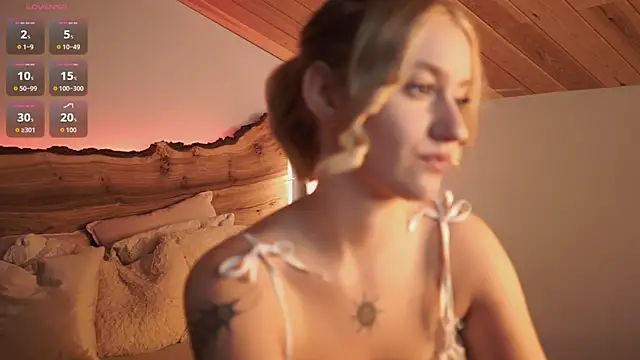 Snapshot of Nerissa_xo chatting on November 14, 8:12 pm Nerissa xo online show from November 14, 8:12 pm