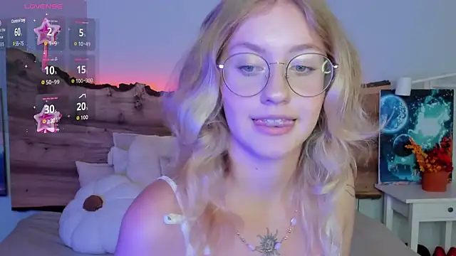 Snapshot of Nerissa_xo chatting on September 20, 8:25 pm Nerissa xo online show from September 20, 8:25 pm