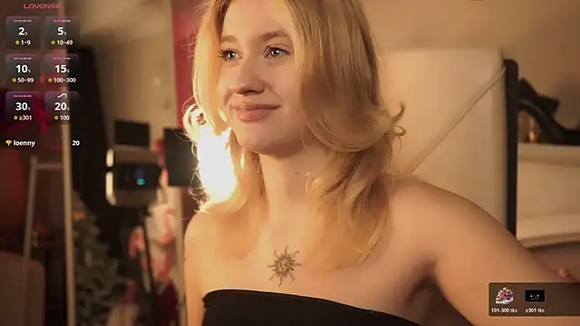 Snapshot of Nerissa_xo chatting on December 2, 4:09 pm Nerissa xo online show from December 2, 4:09 pm