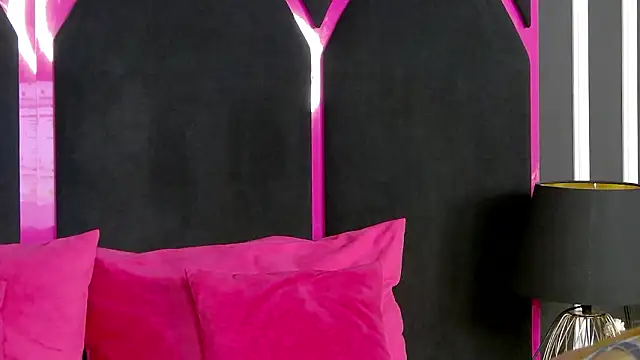 Evelisse online show from March 29, 4:25 am