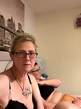 Curvy-Jinx online show from November 29, 8:53 pm