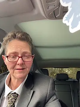 Snapshot of Curvy-Jinx chatting on February 10, 11:20 am Curvy-Jinx online show from February 10, 11:20 am