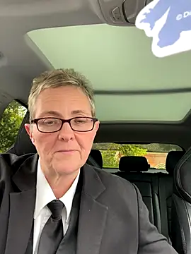 Curvy-Jinx online show from October 27, 1:23 pm