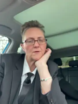 Snapshot of Curvy-Jinx chatting on February 18, 9:06 am Curvy-Jinx online show from February 18, 9:06 am