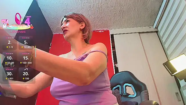 rachelroberts online show from March 22, 5:10 am