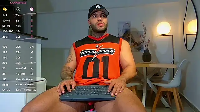 Michael Salens online show from February 14, 11:49 pm