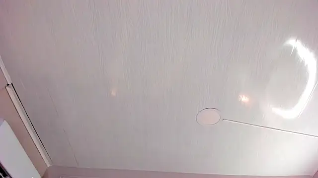 mia kisses2 online show from April 14, 3:55 am