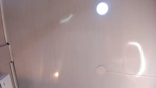 mia kisses2 online show from January 10, 4:08 am