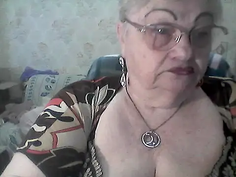 Snapshot of NatalieNorth chatting on May 4, 1:58 pm NatalieNorth online show from May 4, 1:58 pm