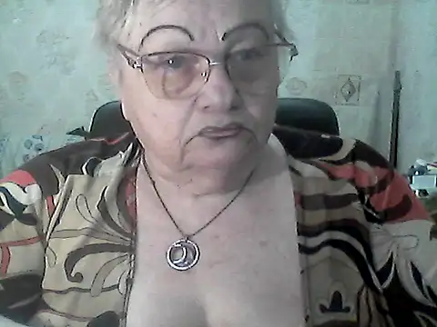 Snapshot of NatalieNorth chatting on May 6, 6:56 pm NatalieNorth online show from May 6, 6:56 pm
