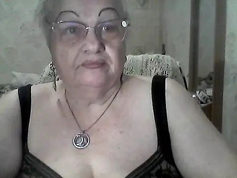 Snapshot of NatalieNorth chatting on October 16, 6:27 pm NatalieNorth online show from October 16, 6:27 pm