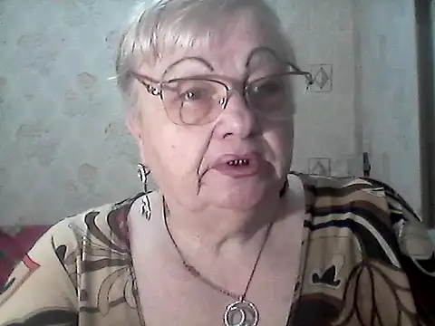 NatalieNorth online show from April 7, 10:55 pm