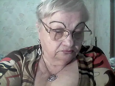 Snapshot of NatalieNorth chatting on May 12, 9:32 pm NatalieNorth online show from May 12, 9:32 pm