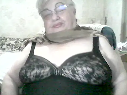 Snapshot of NatalieNorth chatting on October 4, 9:27 pm NatalieNorth online show from October 4, 9:27 pm
