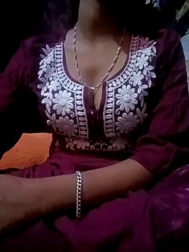 sakshi5533 online show from September 18, 7:39 pm