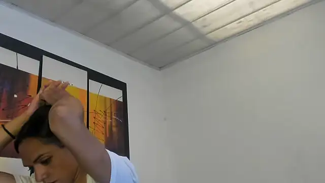 Snapshot of MeganRhyder chatting on July 17, 4:37 pm MeganRhyder online show from July 17, 4:37 pm
