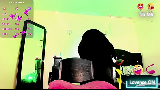 Rossedewitt  online show from January 12, 6:47 pm