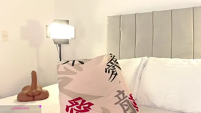 brunoorangel1 online show from March 30, 10:50 am