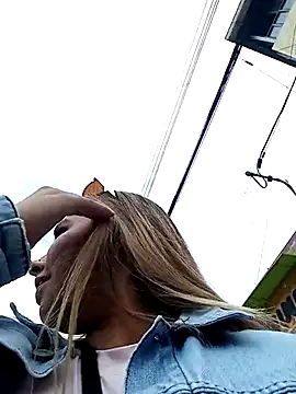 SUSY  06 online show from May 29, 6:36 pm