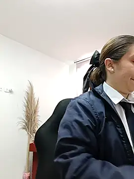 Snapshot of SUSY__06 chatting on December 1, 12:06 pm SUSY 06 online show from December 1, 12:06 pm