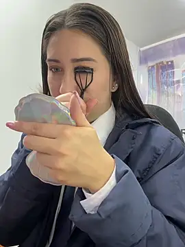 SUSY  06 online show from February 12, 12:05 pm