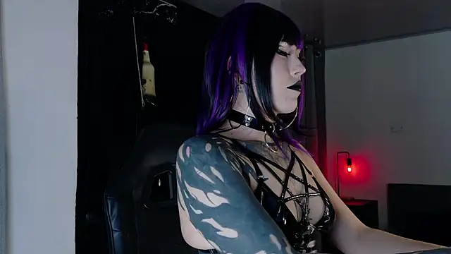 Angelabl0odborne online show from February 2, 11:26 pm