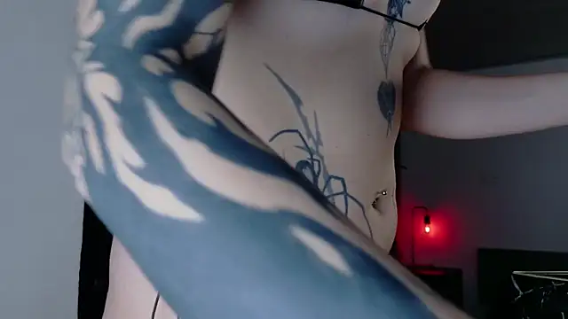 Angelabl0odborne online show from November 23, 4:17 pm