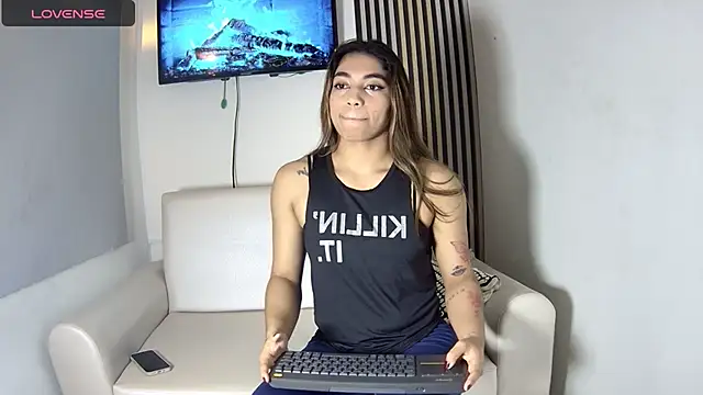 rachell owen online show from November 13, 9:08 pm