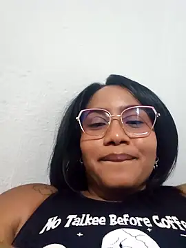 Snapshot of Delilah_85 chatting on October 12, 11:17 pm Delilah 85 online show from October 12, 11:17 pm