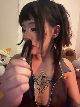 Kitty yukimura online show from May 14, 12:07 am