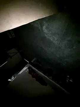 Snapshot of MaxB057 chatting on October 6, 7:58 pm MaxB057 online show from October 6, 7:58 pm