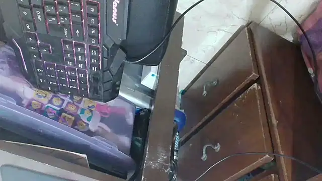 luisahot 9727 online show from March 7, 9:20 pm