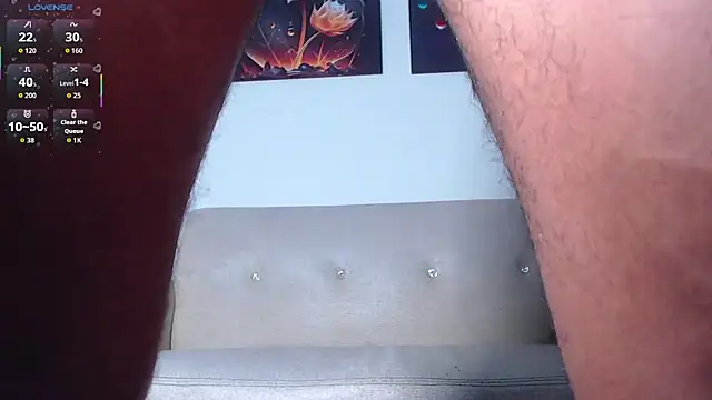 Snapshot of Owenferrara chatting on October 21, 9:47 pm Owenferrara online show from October 21, 9:47 pm