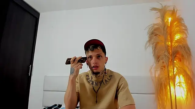 Kieran kian online show from April 6, 3:13 am